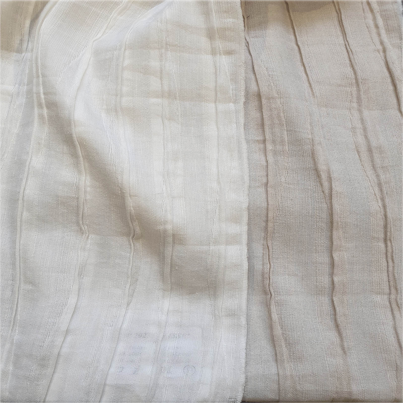 GP20265 PLISSE' AIRON 60%PL 40%LIN W. 320CM
Linen blend jacquard 3d plisseè with sewing wffect.<br /> 100% Made in Italy fabric. Style modern and trendy with plain, jacquard structures, small drawings and stripes decorations.

 Treatments: antibacterial, embossing 3D effect and soft hand. Type of workings: jacquard and pleated. 