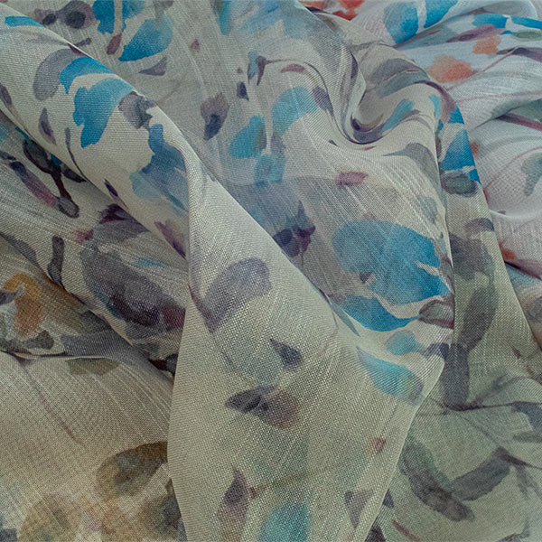 Digital print flower design on plain wave in polyester with long slubs both in weft and in warp and soft finishing.<br /> 100% Made in Italy fabric. Style modern and trendy with big drawings, fancy and flowers decorations.

 Treatments: soft hand. Type of workings: digital print. 