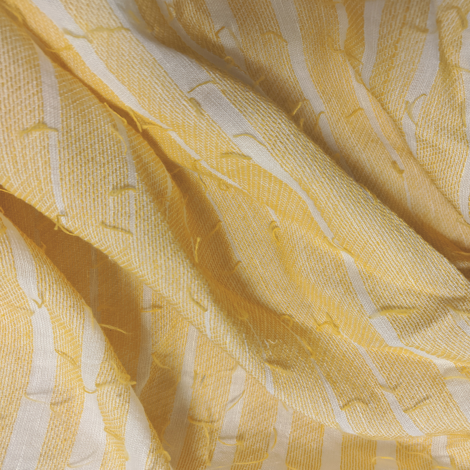 Tessuto semitrasparente per tendaggi. Forniture per arredamento, contract, editoria tessile, grossisti e dettaglio